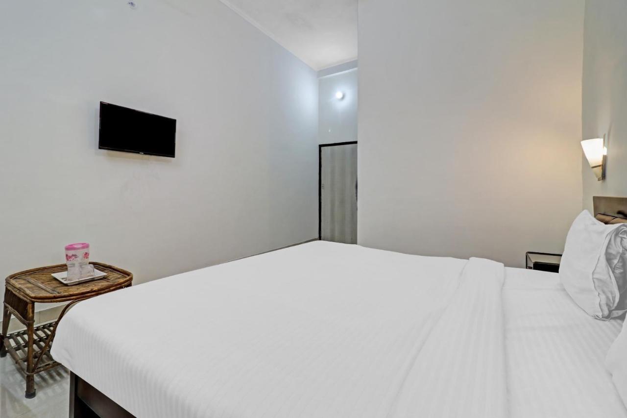 Oyo The Bliss Resort & Banquet Gobindapur Екстер'єр фото
